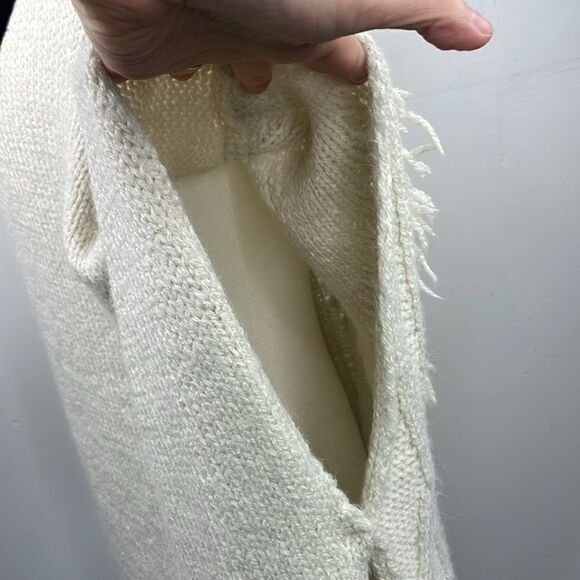 Apt. 9 Honor Roll Knit Cable Fringe Poncho Sweater Ivory Off White - Picture 6 of 9